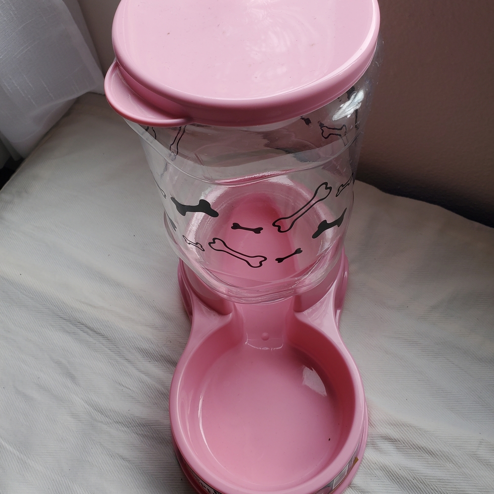 Pink Pet Food Dispenser with Bone Design